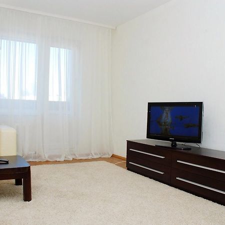 2-Komnatnye Apartamenty Alladin - Pozniaki เคียฟ ภายนอก รูปภาพ