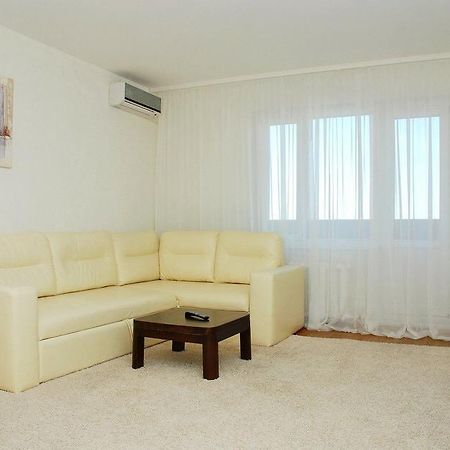 2-Komnatnye Apartamenty Alladin - Pozniaki เคียฟ ภายนอก รูปภาพ
